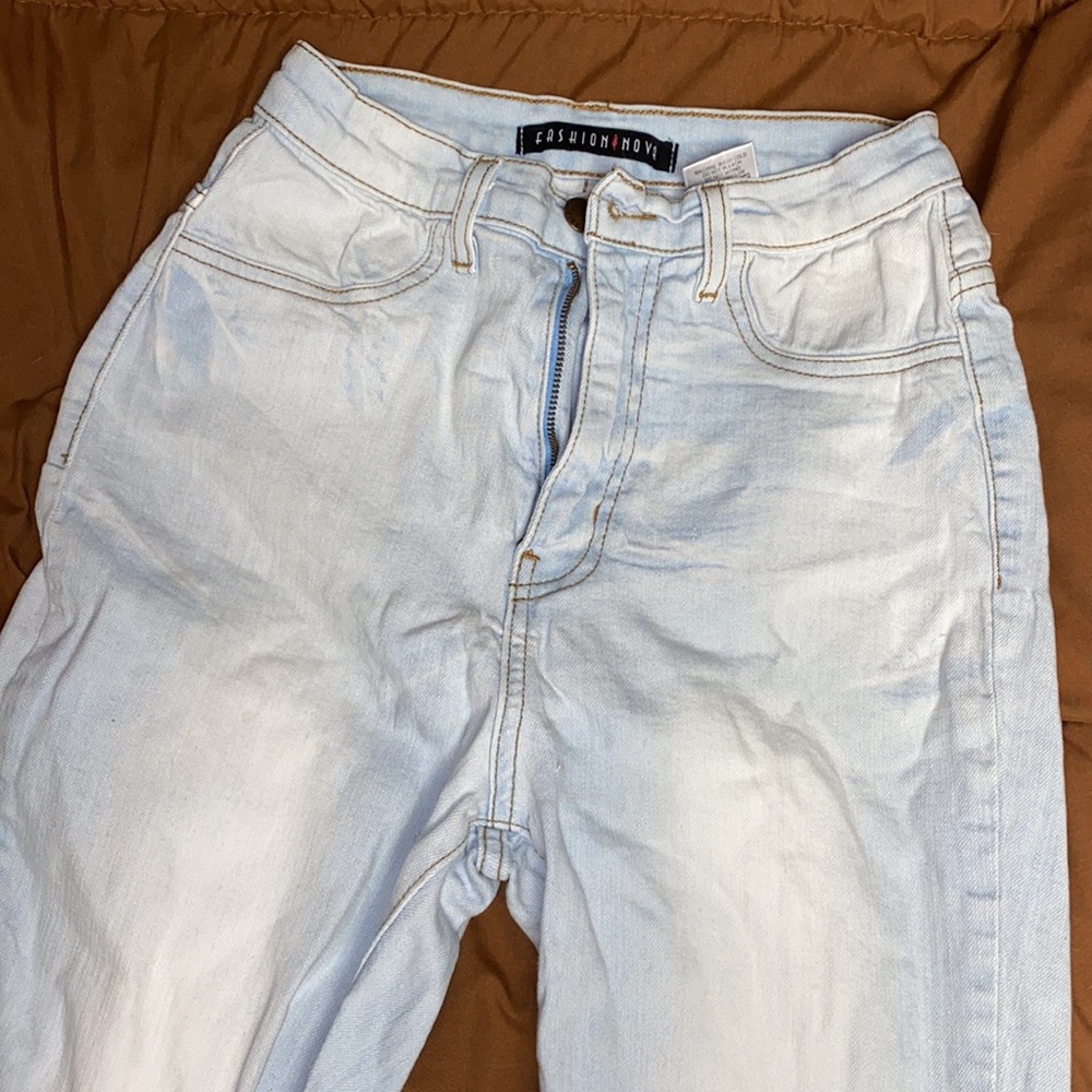 Fashion Nova Jeans High Waisted - Picture 2 of 4